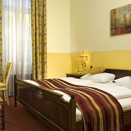 Grand City Hotel Berlin Zentrum Exterior foto
