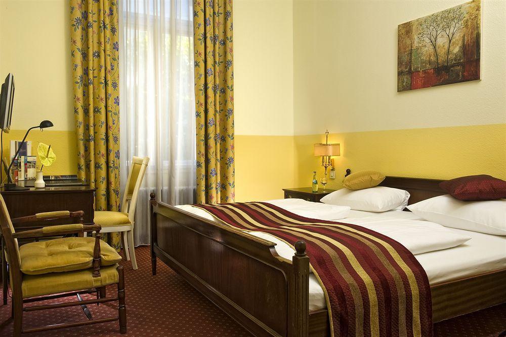 Grand City Hotel Berlin Zentrum Zimmer foto